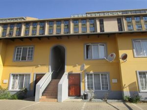 2 Bed House in Randburg Central