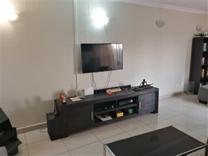 2 Bed Apartment in Corlett Gardens
