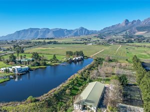 9.8 ha Farm in Raithby