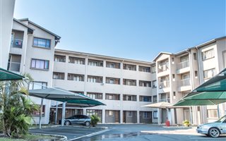 2 Bedroom Apartment in Richards Bay Central