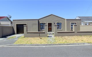 4 Bedroom House in Athlone