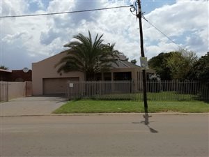 3 Bed House in Mohadin