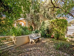 5 Bed House in Dainfern Ridge