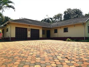 3 Bed House in Panorama
