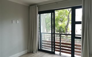 2 Bedroom Apartment in Kenilworth Upper