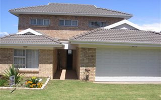 3 Bedroom House in Glen Navar