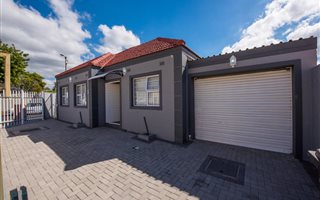 3 Bedroom House in Diep River
