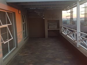 3 Bed Apartment in Sunnyrock