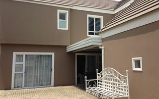 5 Bedroom House in Vaal River
