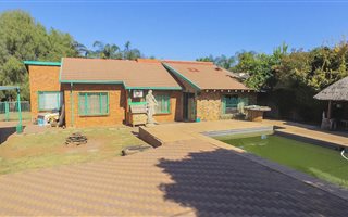 3 Bedroom House in Suiderberg