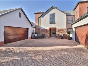 4 Bed House in Southdowns Estate