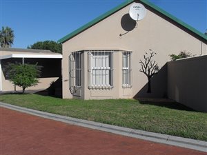 3 Bed House in Plattekloof Glen