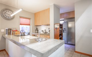 3 Bedroom House in Olympus Country Estate