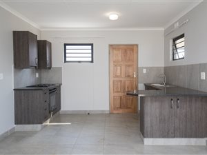3 Bed House in Claremont