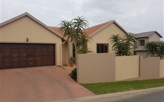 3 Bedroom House in Amberfield