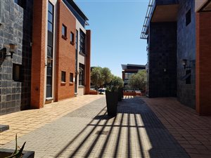 148 m² Commercial space in Highveld