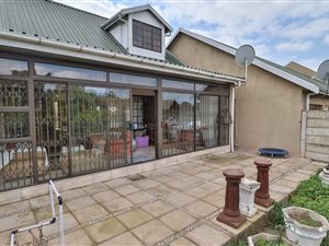 3 Bed Duplex in Malvern
