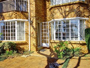 2 Bed Apartment in Radiokop