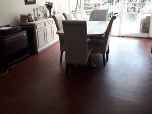 2 Bedroom Apartment in Glenhazel