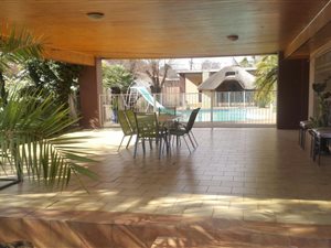 5 Bed House in Irene Park