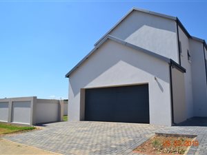 3 Bed Duet in Zambezi Manor Estate