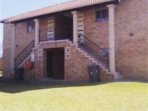 2 Bed Apartment in Ravensklip