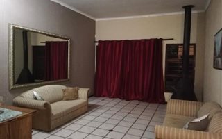 3 Bedroom House in Moreleta Park