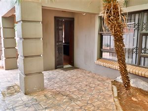 3 Bed House in Westdene