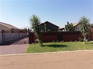 3 Bed House in Isandovale