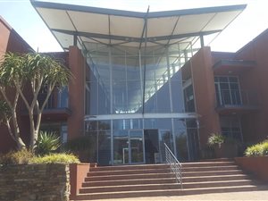 854 m² Office Space in Bedfordview