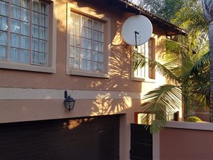 3 Bed Townhouse in Sterrewag