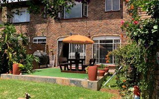3 Bedroom Duplex in Brackendowns
