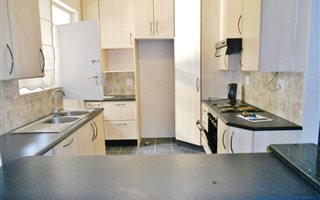 2 Bedroom Apartment in Humewood