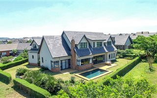 4 Bedroom House in Cotswold Downs Estate