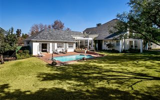 6 Bedroom House in Randjesfontein