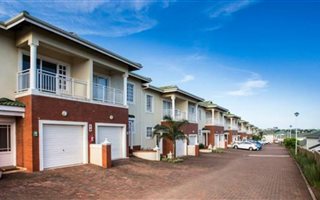 3 Bedroom Townhouse in Mt Edgecombe