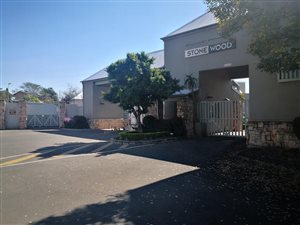 2 Bed Apartment in Fourways