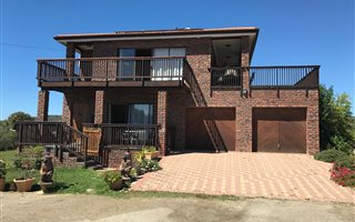 3 Bedroom House in Klein Brak River