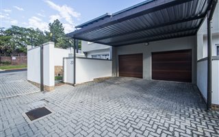 3 Bedroom Duplex in Ferndale