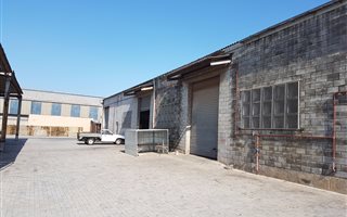 389 m² Industrial space in Algoa Park