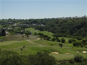 1100 m² Land available in Cotswold Downs Estate