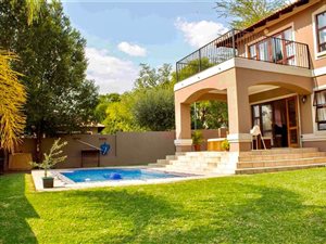 3 Bed Cluster in Maroeladal