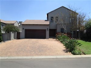 3 Bed House in Midlands Estate
