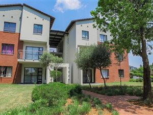 3 Bed Apartment in Jackal Creek Golf Estate
