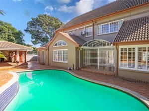 5 Bed House in Waterkloof