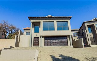 3 Bedroom House in Cashan