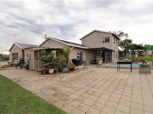 42 ha Farm in Hopefield