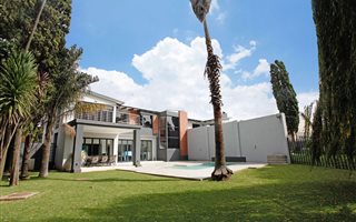 3 Bedroom House in Alphen Park