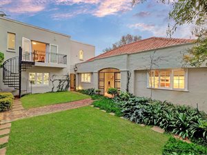 4 Bed House in Parkview