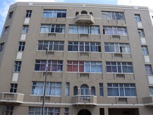 2 Bed Apartment in Port Elizabeth Central